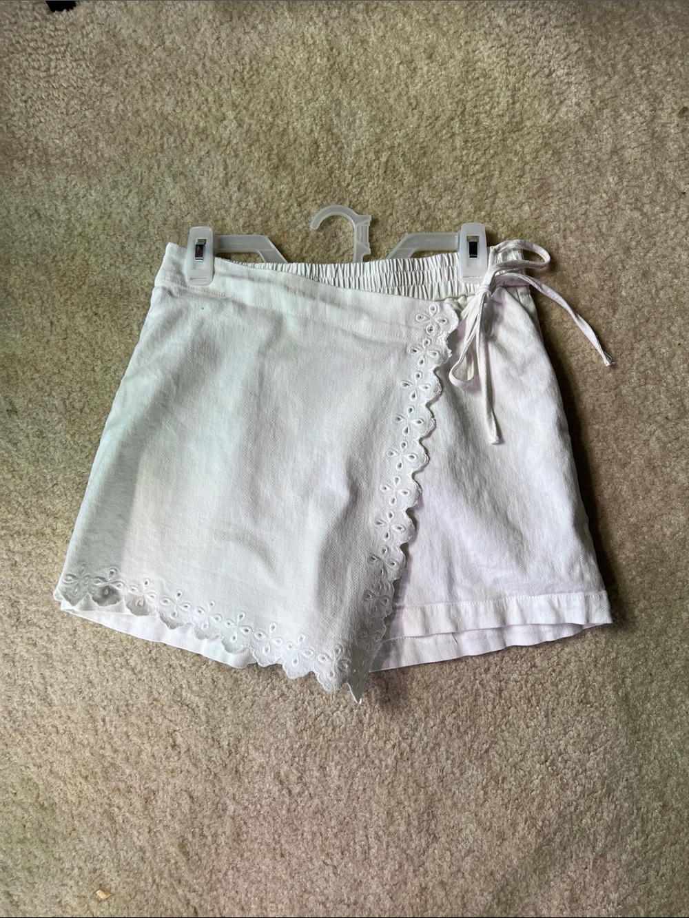 entro White Eyelet Wrap-Front Skort with Tie Waist